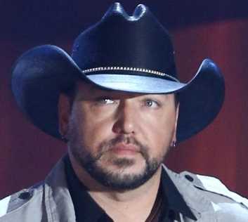 Jason Aldean Height, Weight, Measurements, Age, Wiki, Bio, Family