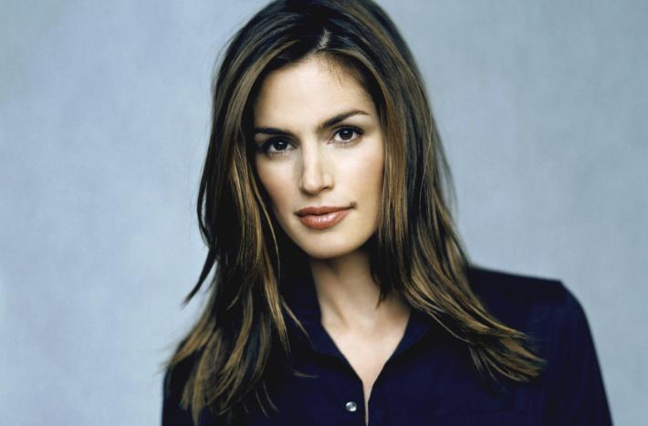 Cindy Crawford Height, Weight, Measurements, Bra Size, Wiki, Biography