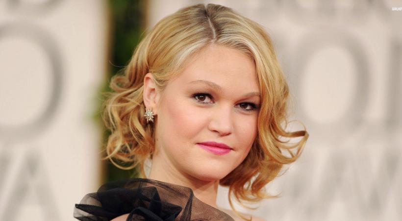 Julia Stiles