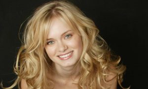 Sara Paxton