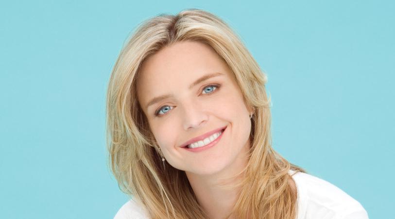 Courtney Thorne-Smith Height, Weight, Measurements, Bra Size, Biography