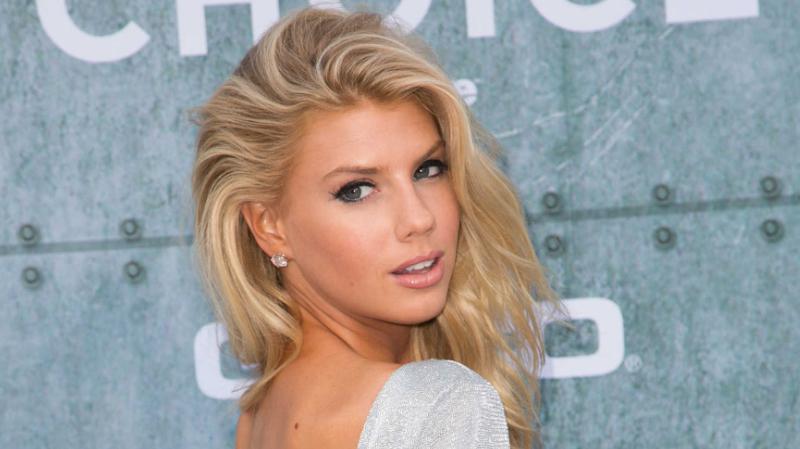 Charlotte Mckinney Height Weight Measurements Bra Size Shoe Size 7387