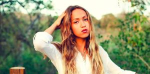 Skylar Stecker