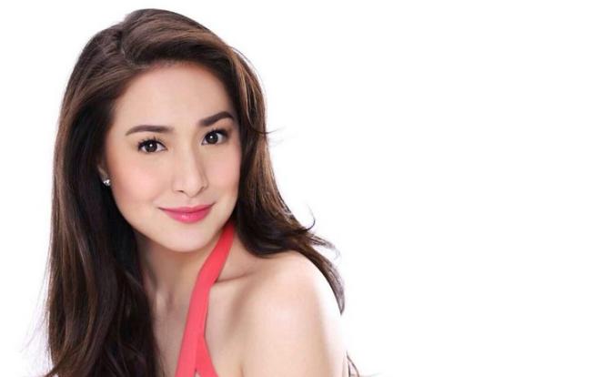 Cristine Reyes