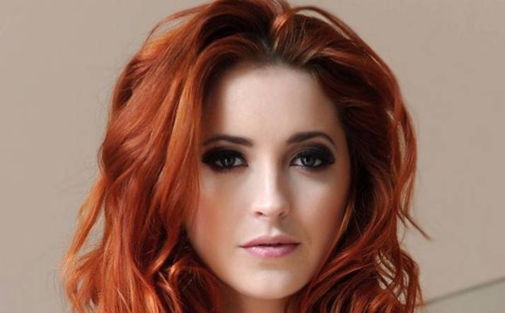 Lucy Collett Height, Weight, Measurements, Bra Size, Wiki, Biography