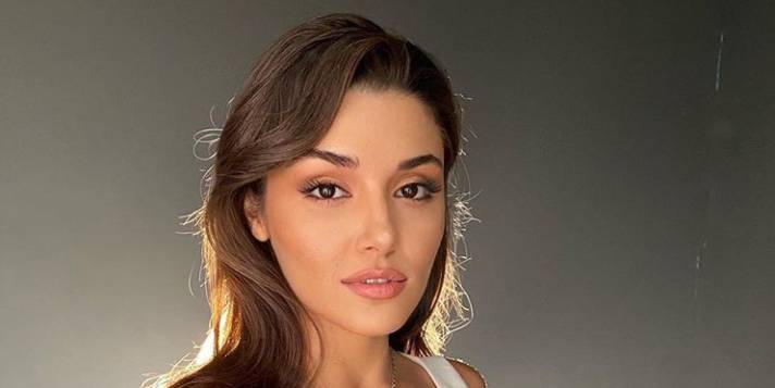 Hande Erçel Height, Weight, Measurements, Bra Size, Shoe Size