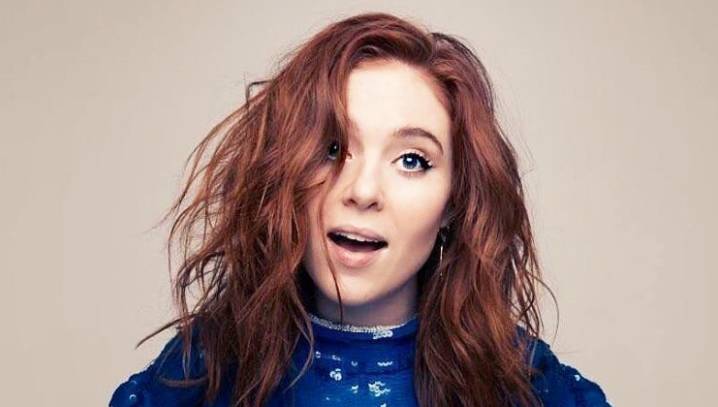 Angela Scanlon