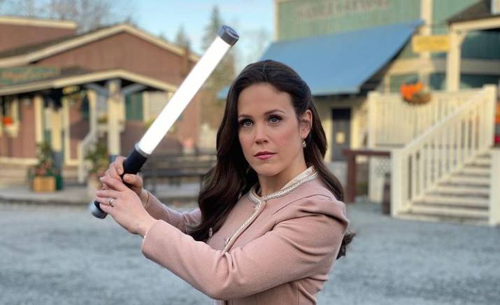 Erin Krakow