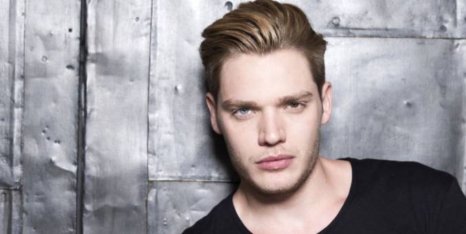 Dominic Sherwood Height, Weight, Body Measurements, Shoe Size