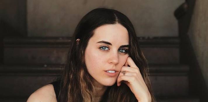 Angie Miller Height, Weight, Measurements, Bra Size, Wiki, Biography