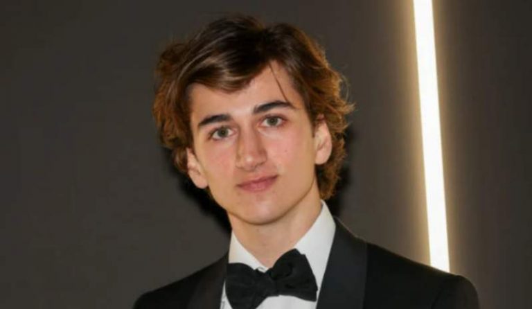 Sebastian Croft Height, Weight, Body Measurements, Shoe Size