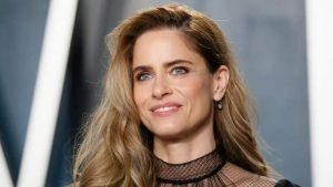 Amanda Peet