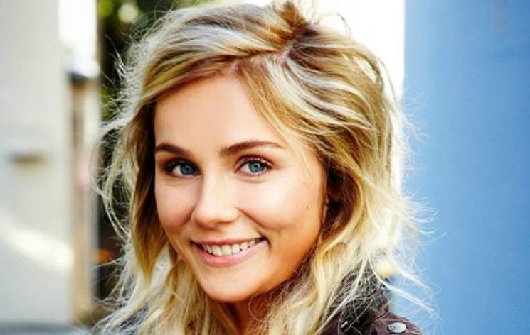 Clare Bowen