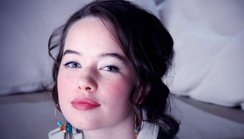 Anna Popplewell Height, Weight, Measurements, Bra Size, Shoe Size