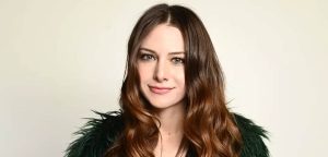 Ezgi Asaroğlu