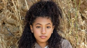 Anais Lee