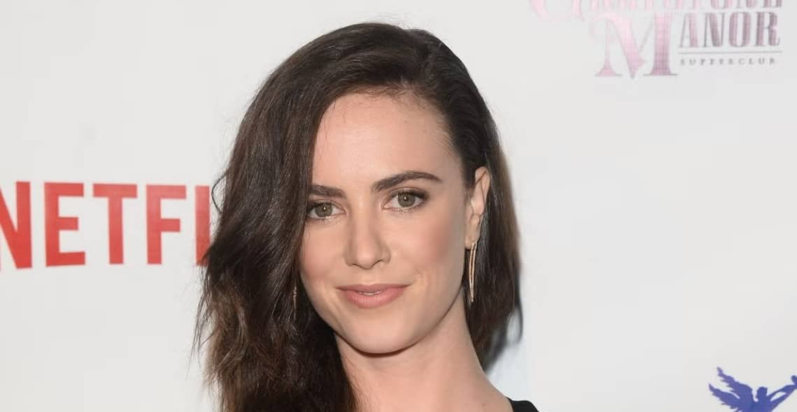 Amy Manson