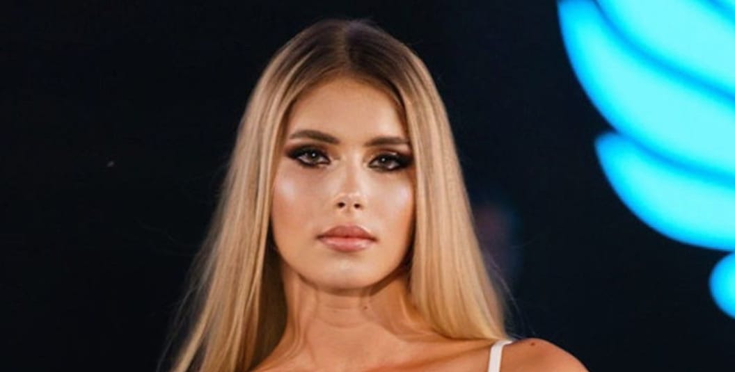 Andreea Dragoi Andreea Dragoi