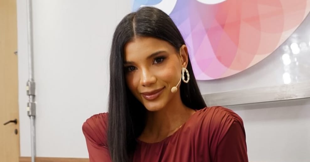 Jakelyne Oliveira Jakelyne Oliveira