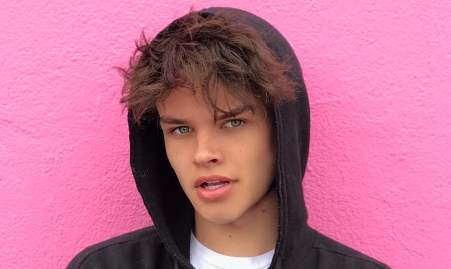 Curran Walters