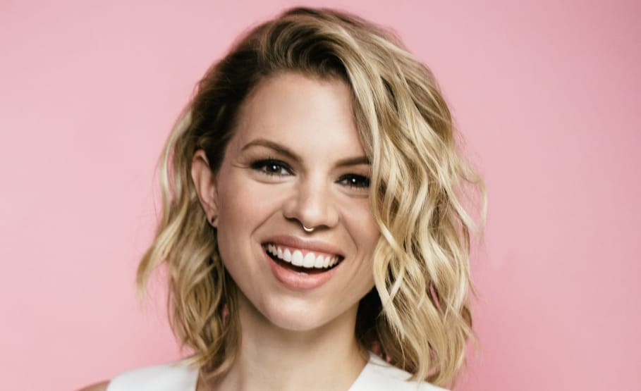 Ali Liebert Ali Liebert